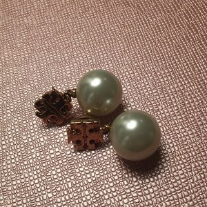 Authentic Tory Burch dangle pearl earrings